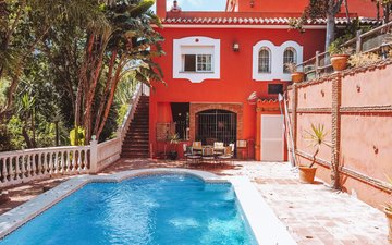 Property slide 50