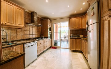 Property slide 16