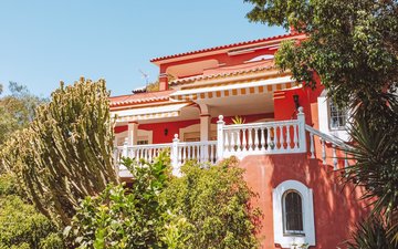 Property slide 48