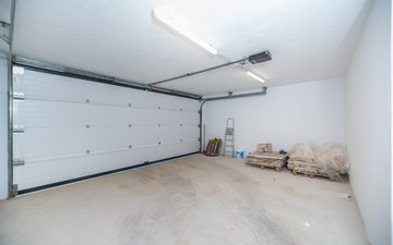 Property slide 33