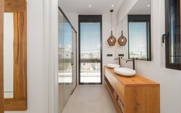 Property slide 36