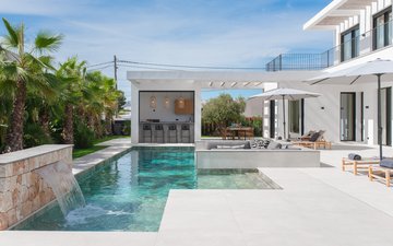 Property slide 10