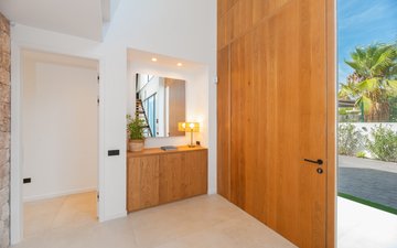 Property slide 14