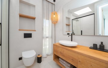 Property slide 7