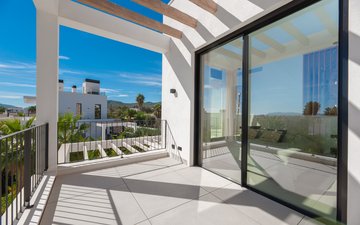 Property slide 38