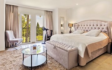 Property slide 21