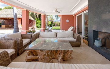 Property slide 17