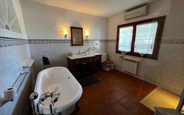 Property slide 21