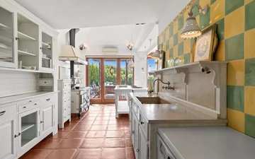 Property slide 14