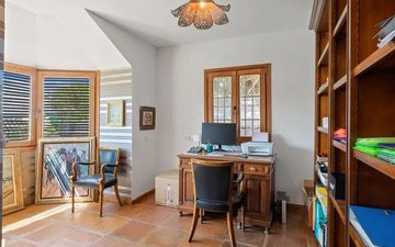 Property slide 16