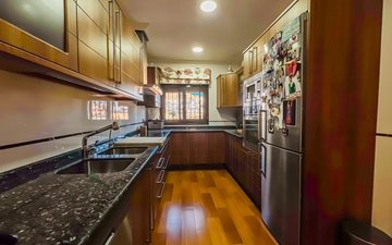 Property slide 25