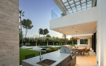 Property slide 31