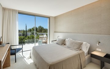 Property slide 14