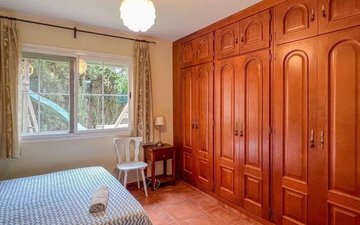 Property slide 24