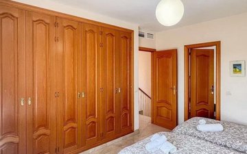 Property slide 39