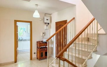 Property slide 16