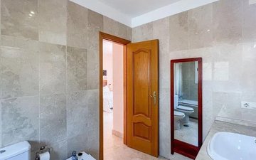 Property slide 48