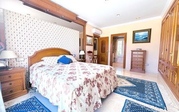 Property slide 33