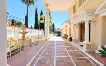 Property slide 43