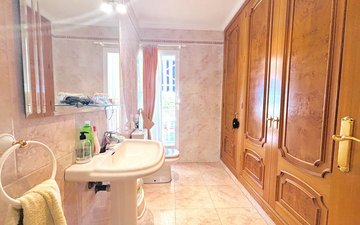 Property slide 31