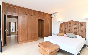 Property slide 24