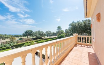 Property slide 48