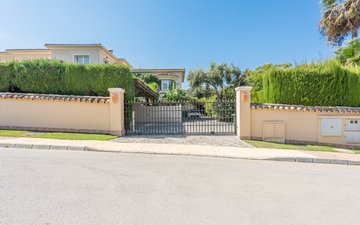 Property slide 18