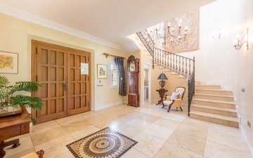 Property slide 40