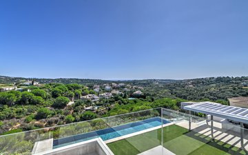 Property slide 41