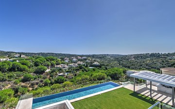 Property slide 39