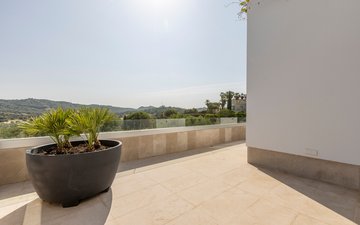 Property slide 23