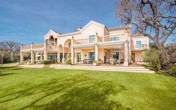 Property slide 39