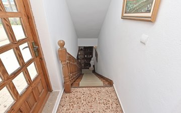 Property slide 22
