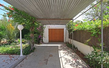 Property slide 36