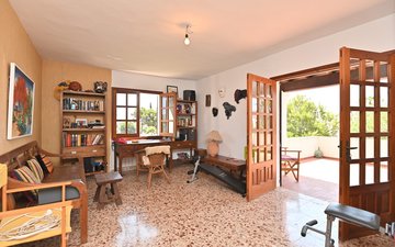 Property slide 21