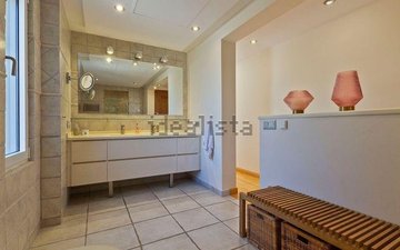Property slide 30