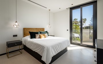 Property slide 20