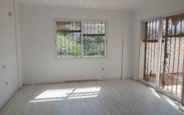 Property slide 22