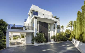 Property slide 23