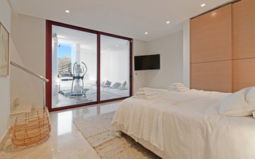 Property slide 18
