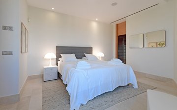 Property slide 22