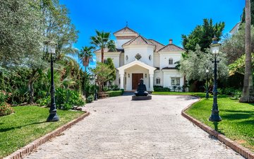 Property slide 3