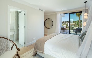 Property slide 25