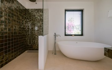 Property slide 31