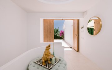 Property slide 19