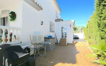 Property slide 25