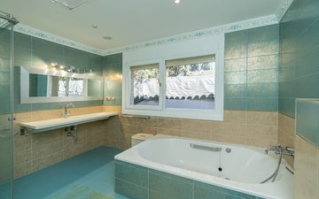 Property slide 46