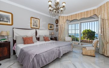 Property slide 18