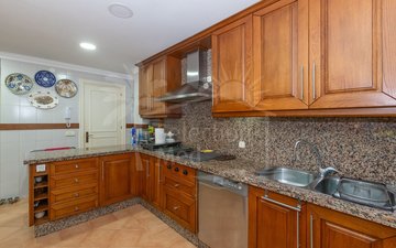 Property slide 22