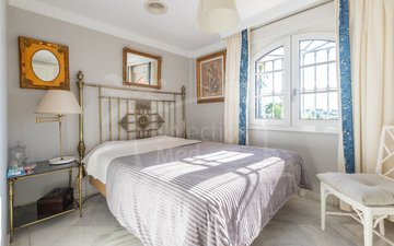 Property slide 16